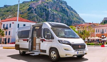 van aventure corse places